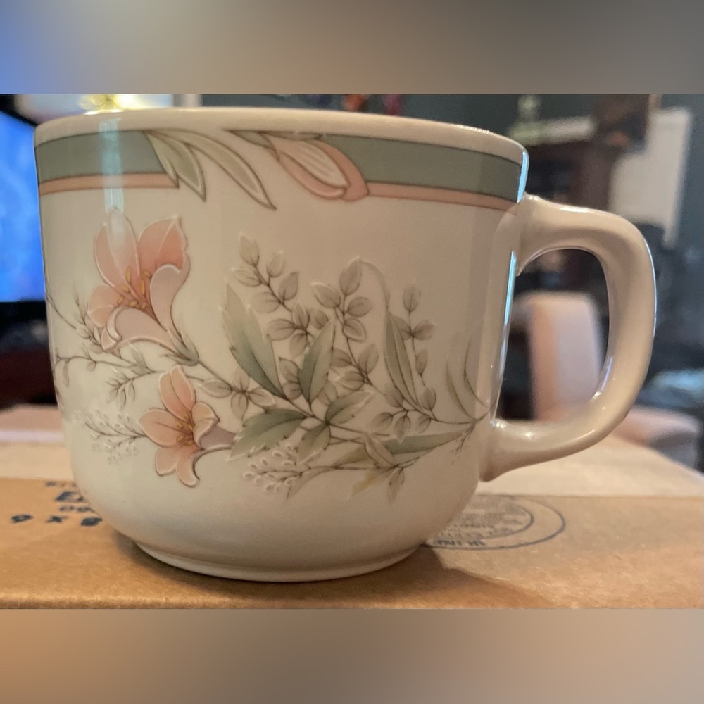 Deerfield by Norataki Floral Patterned Ceramic Mugs - Set of 3​